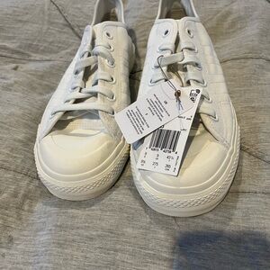 Adidas Originals Nizza RF White Canvas Lace-Up Sneakers